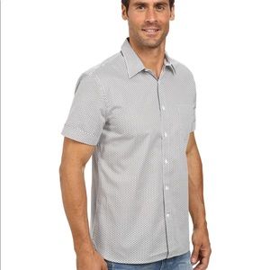 Perry Ellis short sleeve button down shirt
